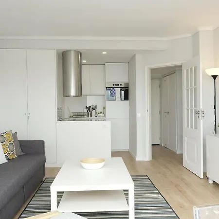 Elegant Loft With Cascais' Sea View Cascais