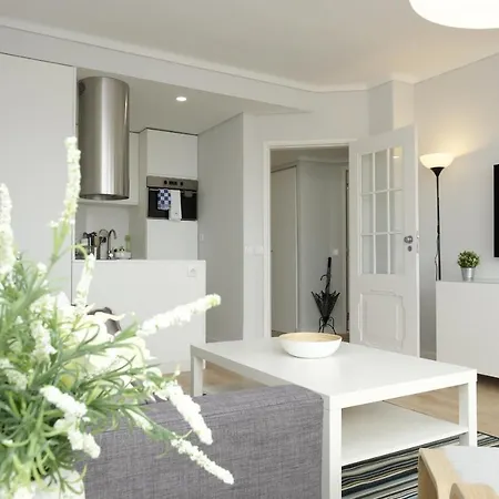 Elegant Loft With Cascais' Sea View *