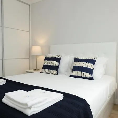 Elegant Loft With Cascais' Sea View Appartamento Cascais