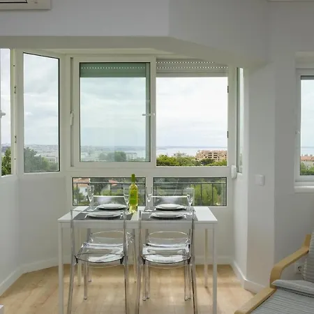 Appartamento Elegant Loft With Cascais' Sea View Cascais